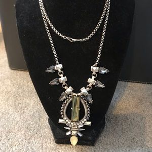 Stella & dot silver statement necklace euc